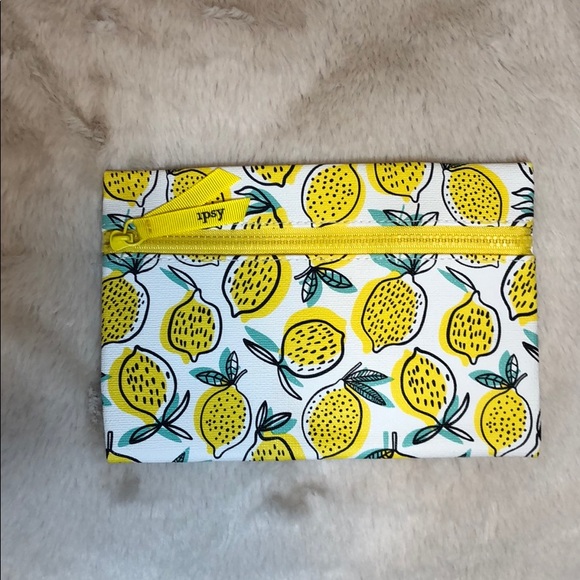 Ipsy Makeup Bag - Picture 2 of 4